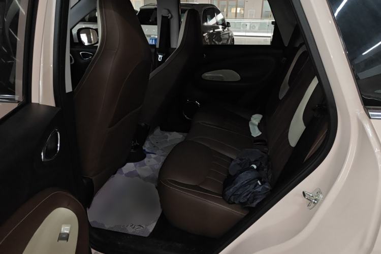 Used Wuling Bingo 2023 410 km Lingxi Deluxe Edition Left Rear Seat