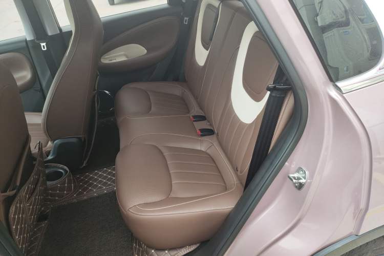 Used Wuling Bingo 2023 203km Comfort Edition Left Rear Seat