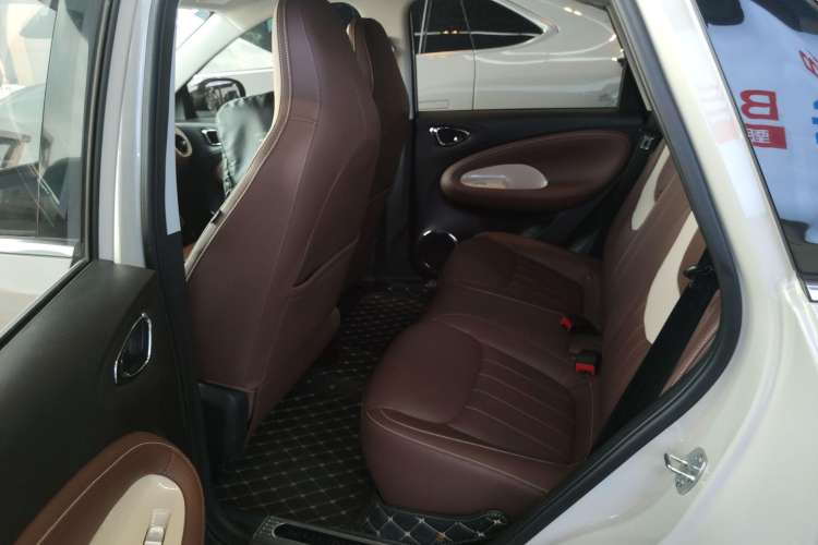 Used Wuling Bingo 2023 410 km Lingxi Deluxe Edition Left Rear Seat