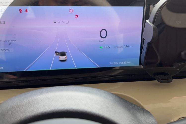 Used Wuling Bingo 2023 333 km Lingxi Connected Version Odometer Close Up
