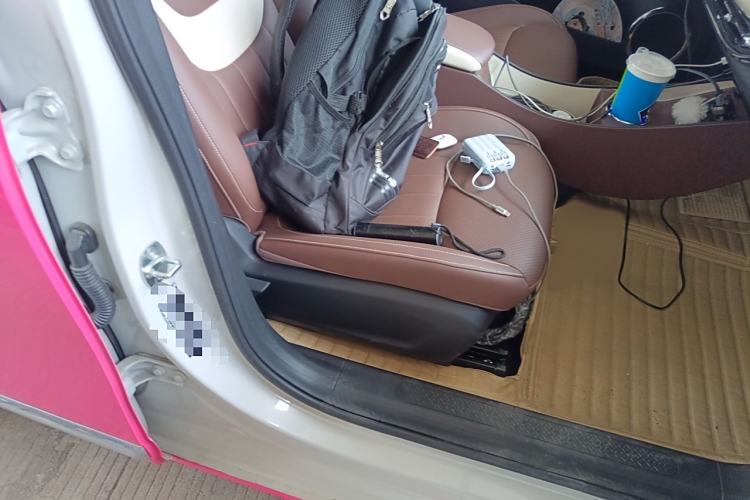 Used Wuling Bingo 2023 333 km Lingxi Connected Version Right Front Seat
