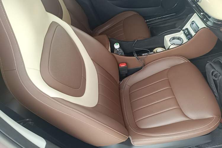 Used Wuling Bingo 2023 333 km Enjoyment Version Right Front Seat