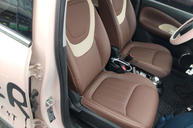 Used Wuling Bingo 2023 410 km Lingxi Deluxe Edition Right Front Seat