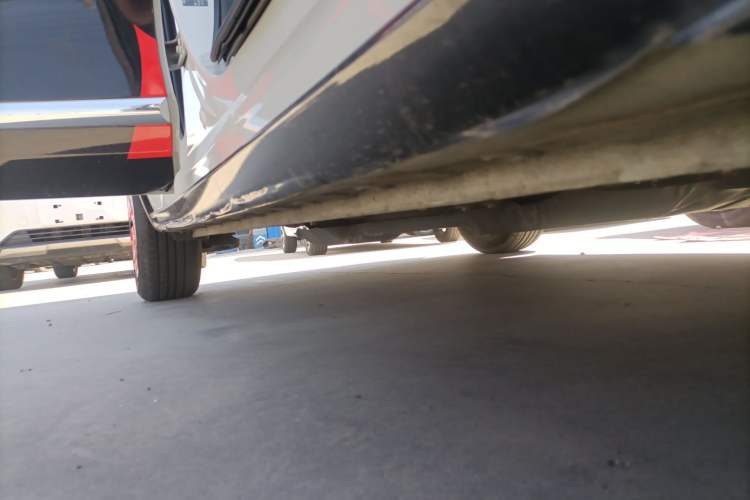 Used Wuling Bingo 2023 203km Comfort Edition Right Side Sill