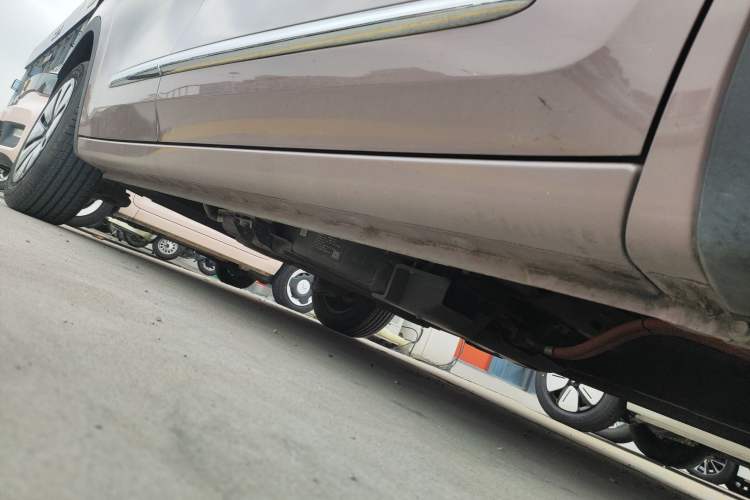 Used Wuling Bingo 2023 203km Comfort Edition Right Side Sill