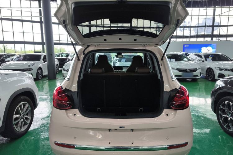 Used Wuling Bingo 2023 410 km Lingxi Deluxe Edition Trunk