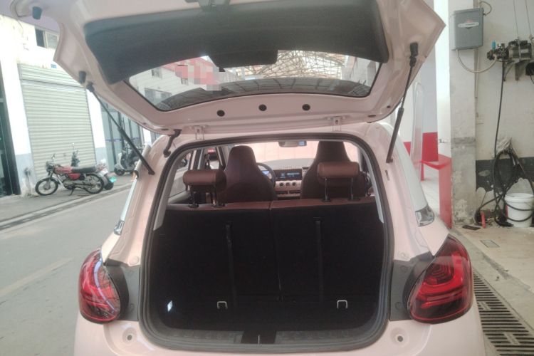 Used Wuling Bingo 2023 410 km Lingxi Deluxe Edition Trunk