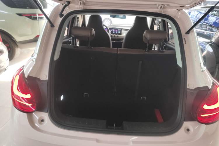 Used Wuling Bingo 2023 333 km Lingxi Connected Version Trunk
