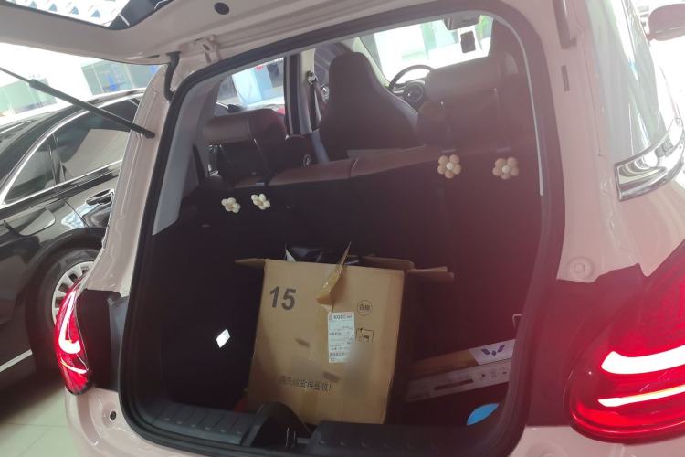 Used Wuling Bingo 2023 410 km Lingxi Deluxe Edition Trunk
