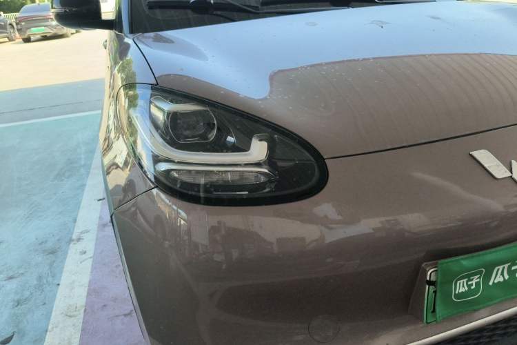 Used Wuling Bingo 2023 333 km Fast-Share Version Right Front Headlight