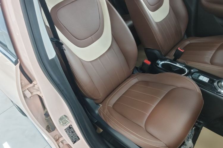 Used Wuling Bingo 2023 410 km Lingxi Deluxe Edition Right Front Seat