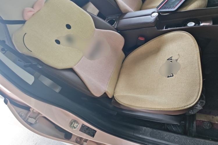 Used Wuling Bingo 2023 410 km Lingxi Deluxe Edition Right Front Seat