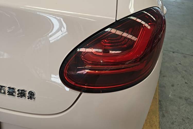 Used Wuling Bingo 2023 410 km Lingxi Deluxe Edition Right Rear Taillight
