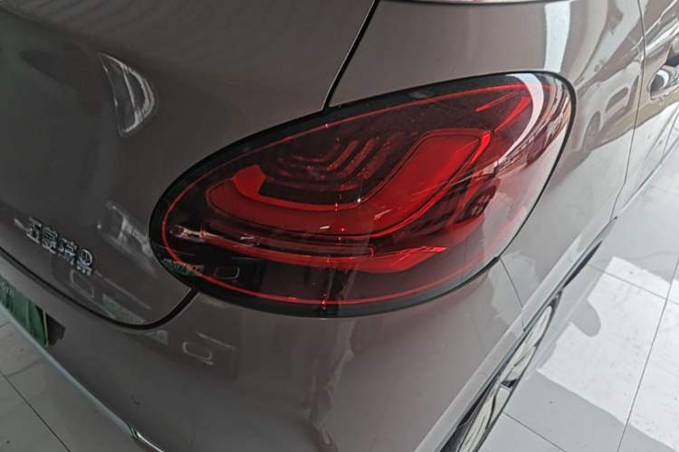 Used Wuling Bingo 2023 333 km Enjoyment Version Right Rear Taillight