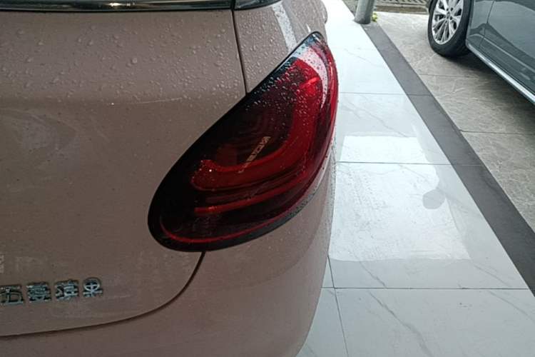 Used Wuling Bingo 2023 410 km Lingxi Deluxe Edition Right Rear Taillight