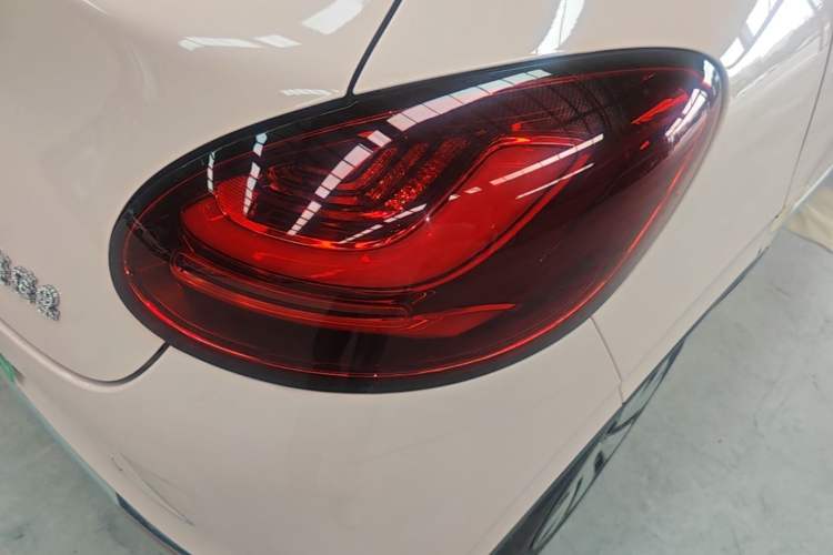 Used Wuling Bingo 2023 410 km Lingxi Deluxe Edition Right Rear Taillight