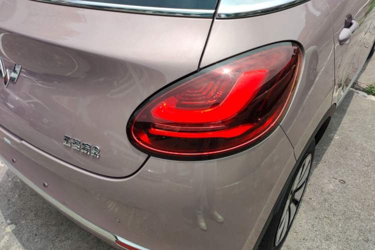 Used Wuling Bingo 2023 333 km Lingxi Connected Version Right Rear Taillight