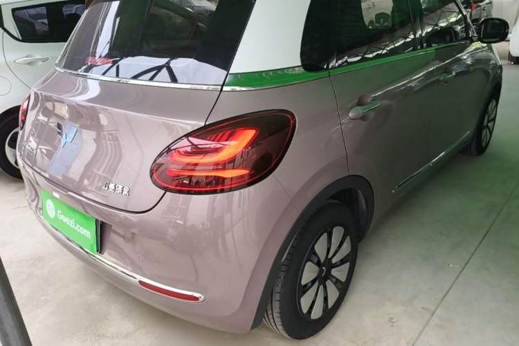 Used Wuling Bingo 2023 333 km Lingxi Connected Version Right Rear Taillight