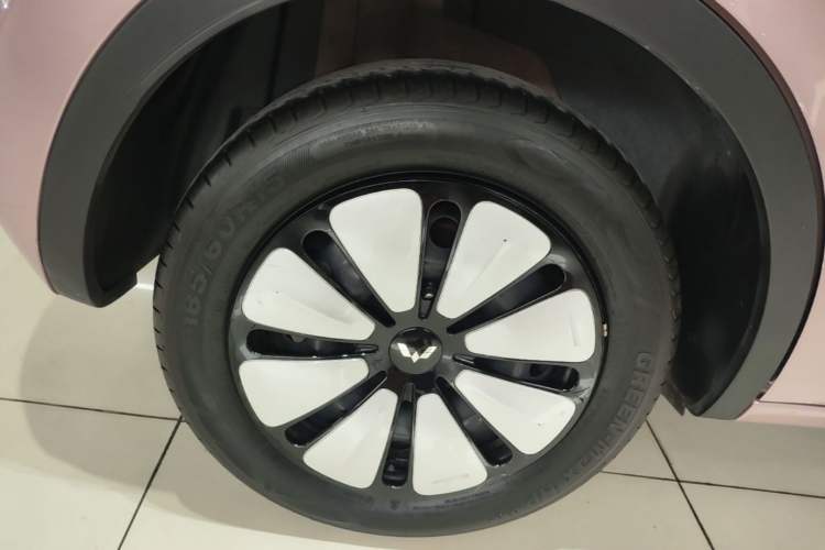 Used Wuling Bingo 2023 333km Enjoy+ Version Right Rear Wheel Hub