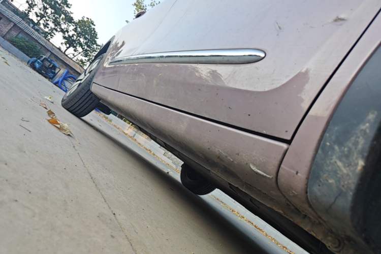 Used Wuling Bingo 2023 333 km Lingxi Connected Version Right Side Sill