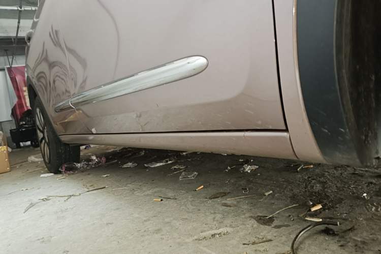 Used Wuling Bingo 2023 203km Comfort Edition Right Side Sill
