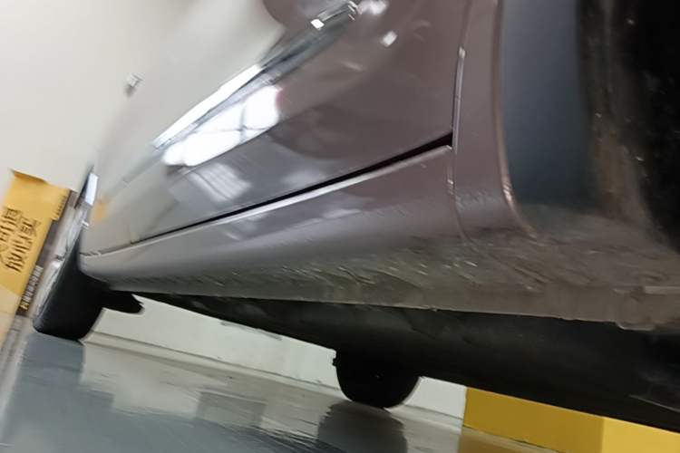Used Wuling Bingo 2023 333 km Lingxi Connected Version Right Side Sill