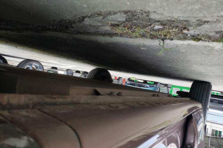 Used Wuling Bingo 2023 333 km Lingxi Connected Version Right Side Sill
