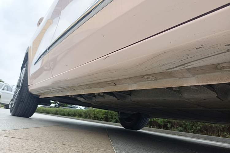 Used Wuling Bingo 2023 333 km Lingxi Connected+ Version Right Side Sill