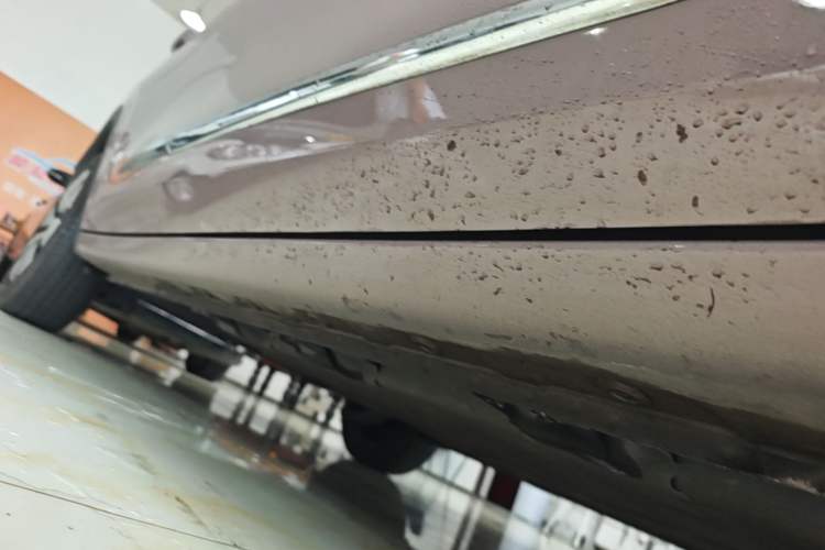 Used Wuling Bingo 2023 333 km Lingxi Connected Version Right Side Sill