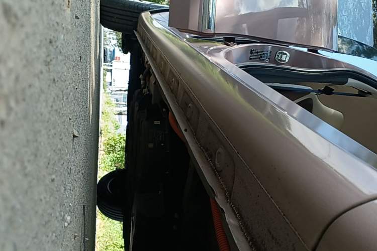 Used Wuling Bingo 2023 203km Comfort Edition Right Side Sill