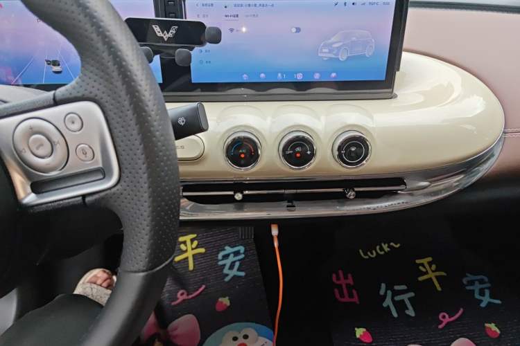 Used Wuling Bingo 2023 333 km Lingxi Connected+ Version Audio And AC Panel