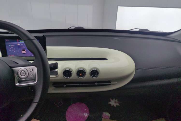 Used Wuling Bingo 2023 203km Light Edition Audio And AC Panel