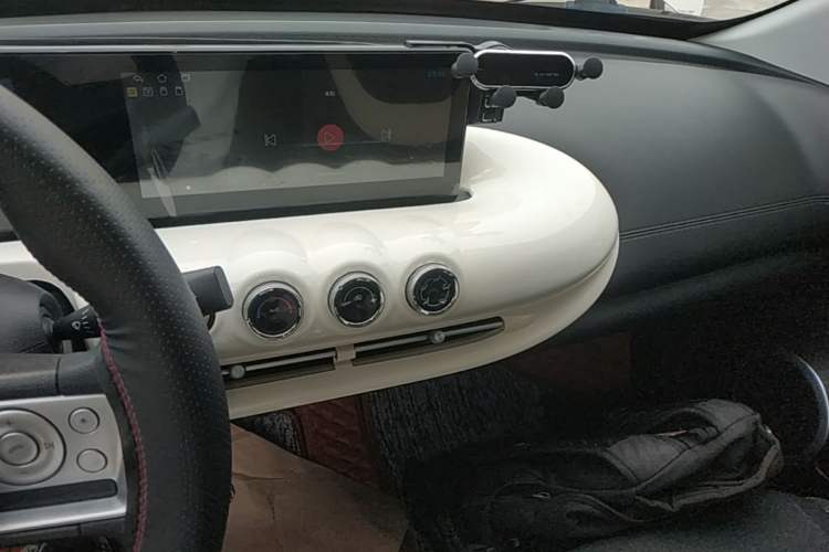 Used Wuling Bingo 2023 203km Light Edition Audio And AC Panel