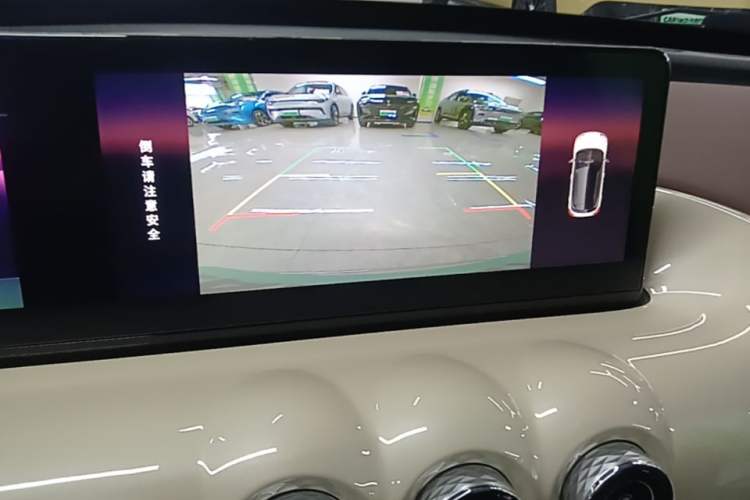 Used Wuling Bingo 2023 333 km Lingxi Connected+ Version Audio And AC Panel