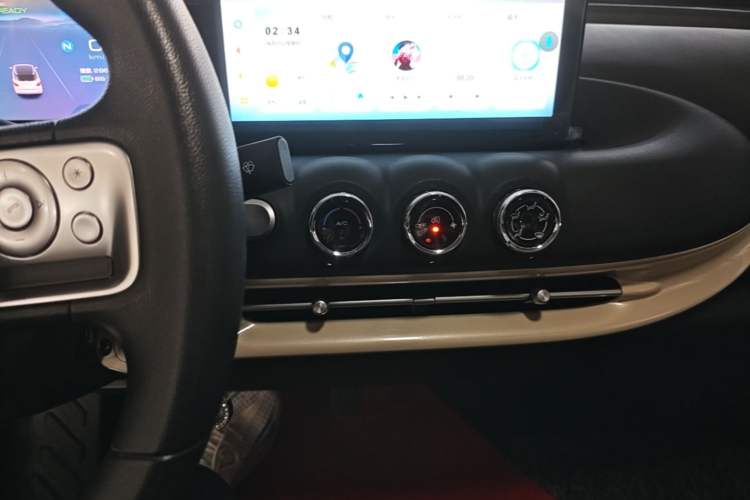Used Wuling Bingo 2023 333 km Fast-Share Version Audio And AC Panel