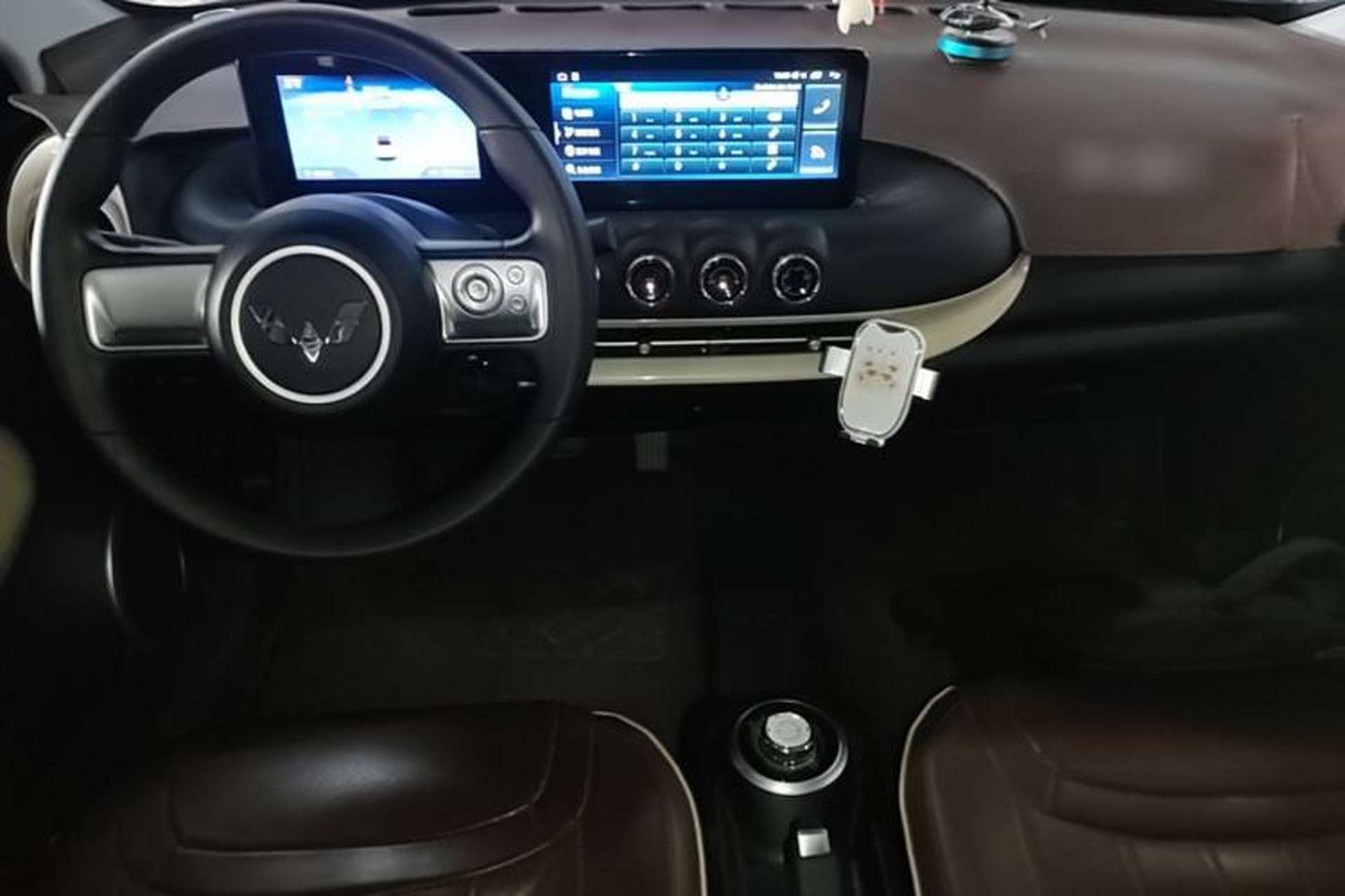Used Wuling Bingo 2023 333 km Fast-Share Version Center Console