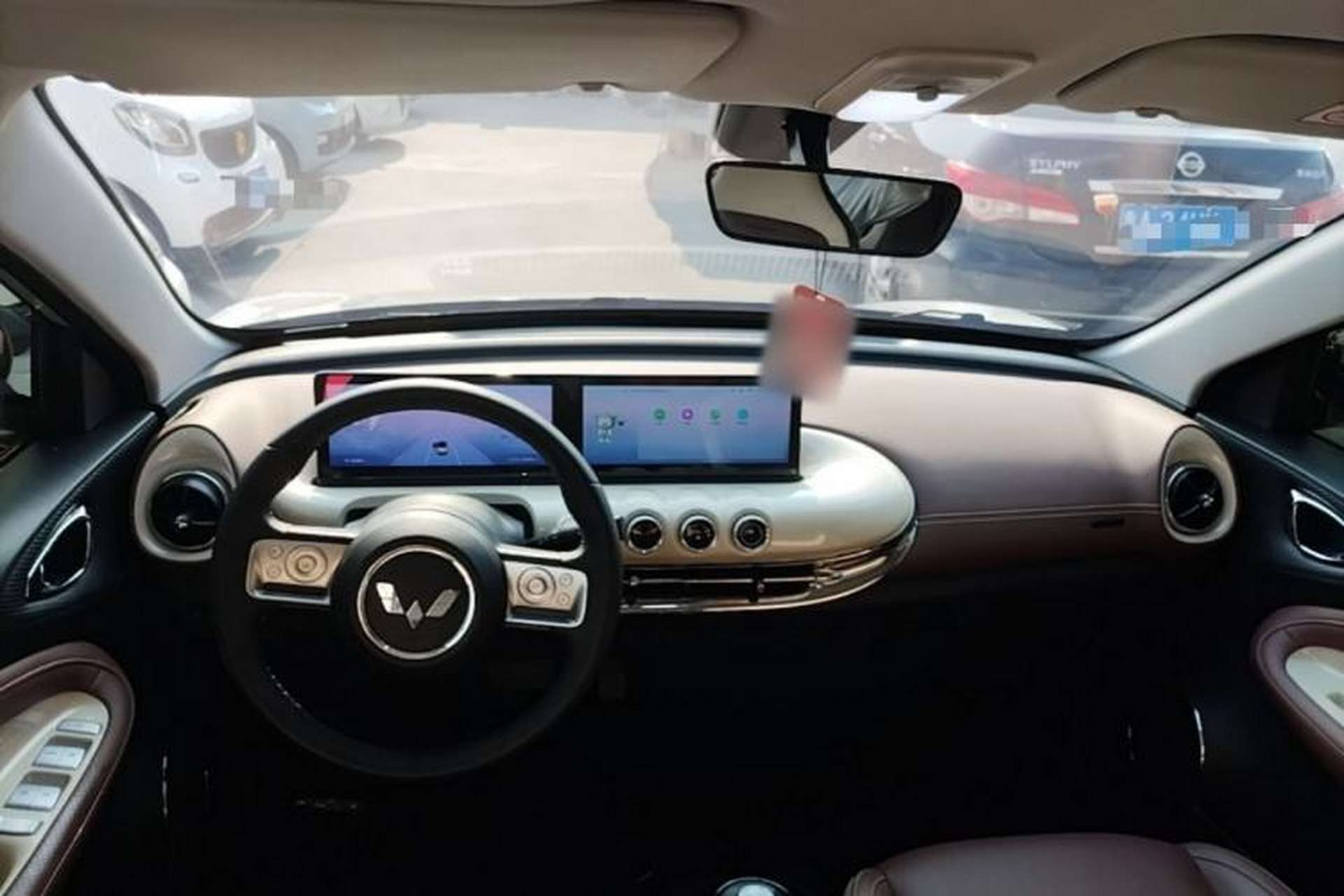 Used Wuling Bingo 2023 333 km Lingxi Connected Version Center Console