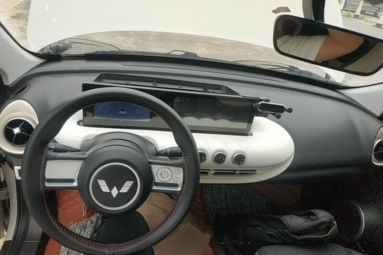 Used Wuling Bingo 2023 203km Light Edition Center Console