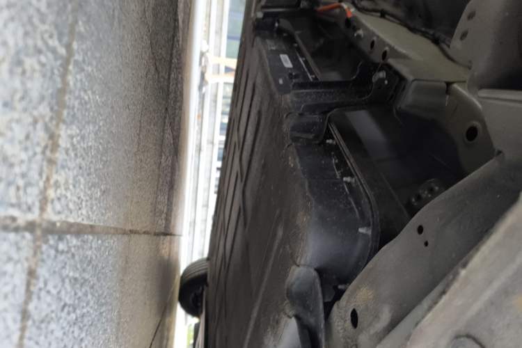 Used Wuling Bingo 2023 410 km Lingxi Deluxe Edition Chassis Rear Right