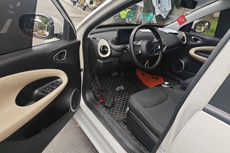 Used Wuling Bingo 2023 333 km Fast-Share Version Driver Seat