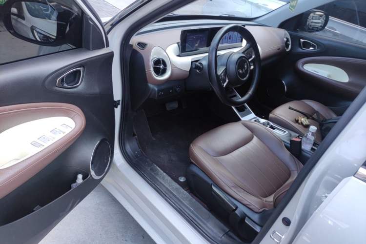 Used Wuling Bingo 2023 333 km Fast-Share Version Driver Seat