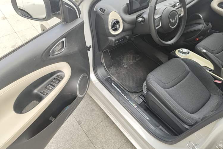 Used Wuling Bingo 2023 203km Light Edition Driver Seat