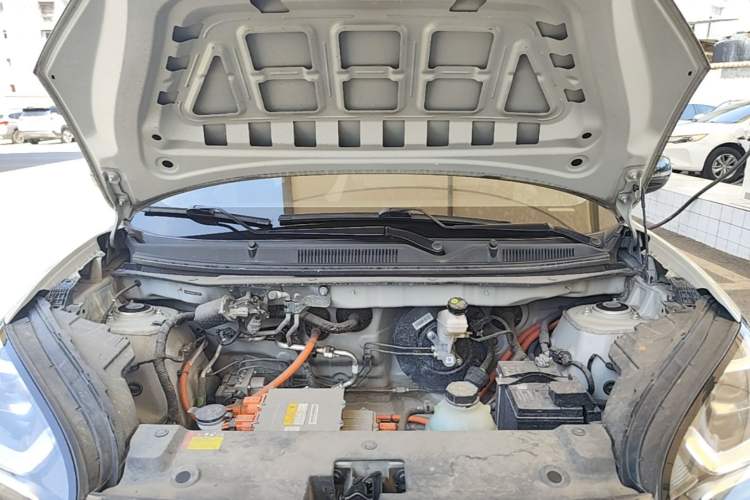 Used Wuling Bingo 2023 333 km Fast-Share Version Engine Bay
