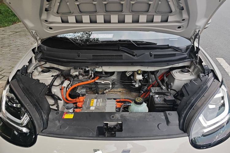 Used Wuling Bingo 2023 333 km Fast-Share Version Engine Bay