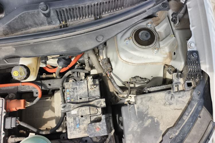 Used Wuling Bingo 2023 333 km Lingxi Connected Version Engine Bay Left