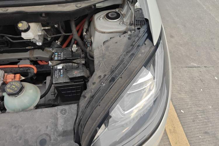 Used Wuling Bingo 2023 333 km Lingxi Connected+ Version Engine Bay Left