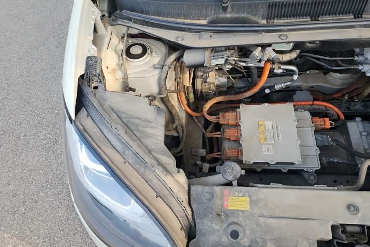 Used Wuling Bingo 2023 333 km Lingxi Connected+ Version Engine Bay Right