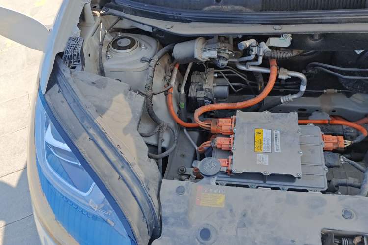 Used Wuling Bingo 2023 333 km Enjoyment Version Engine Bay Right