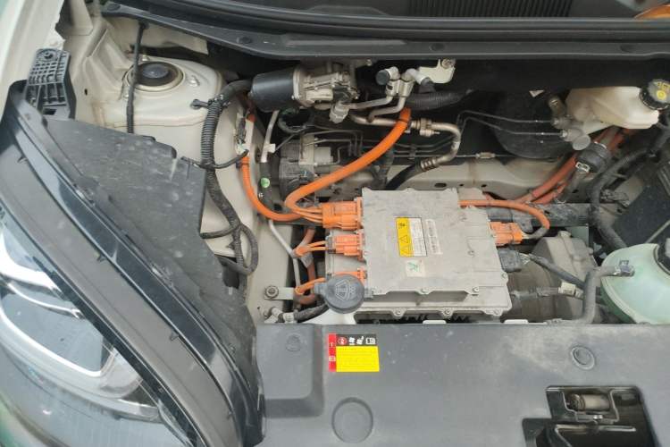 Used Wuling Bingo 2023 333 km Lingxi Connected Version Engine Bay Right