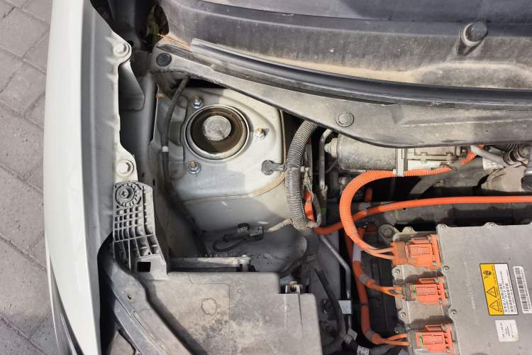 Used Wuling Bingo 2023 333 km Lingxi Connected Version Engine Bay Right